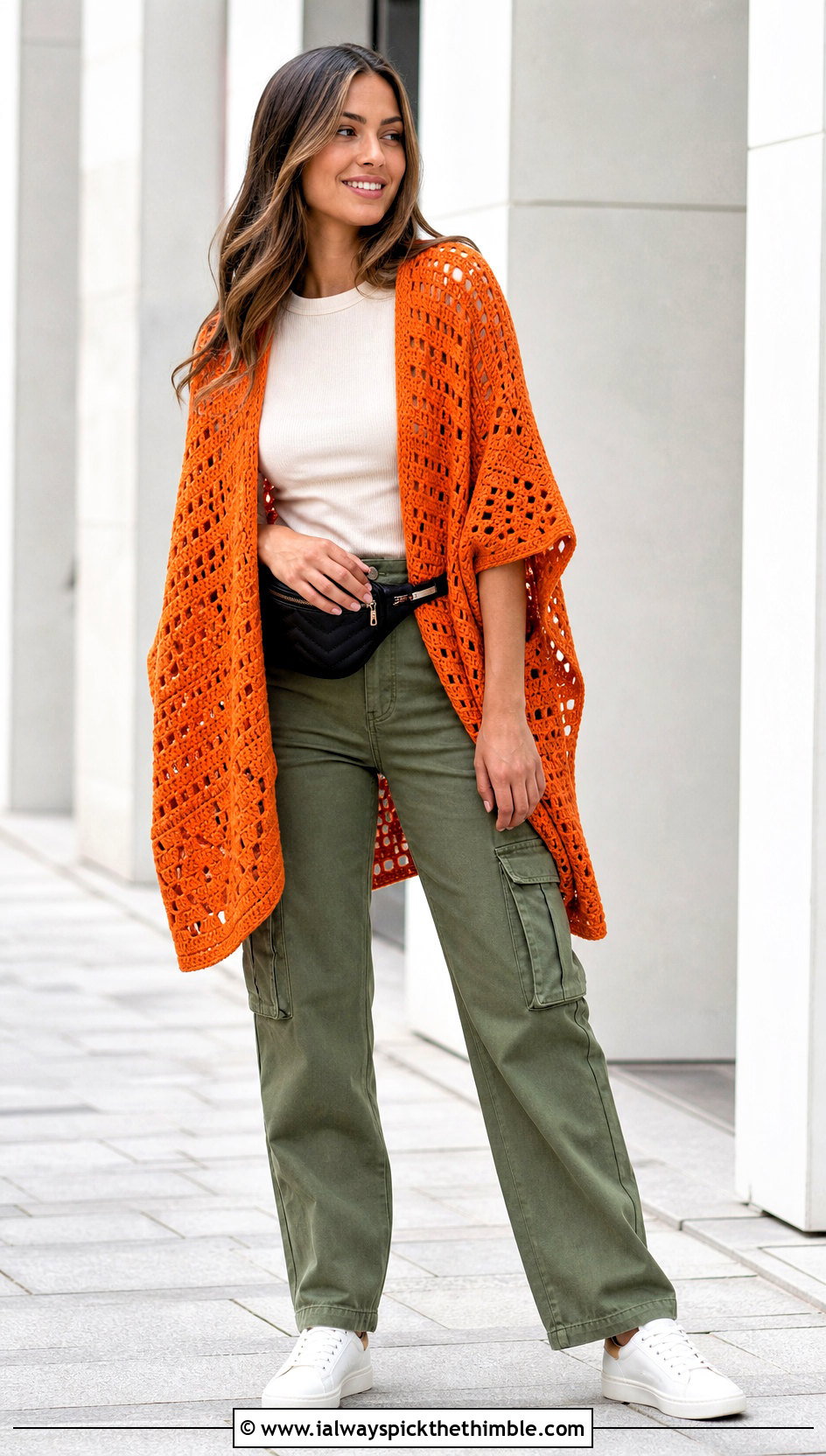 Crochet Ruana Wrap With T Shirt And Cargo Pants - 20 beautiful crochet shawls and wraps outfit ideas