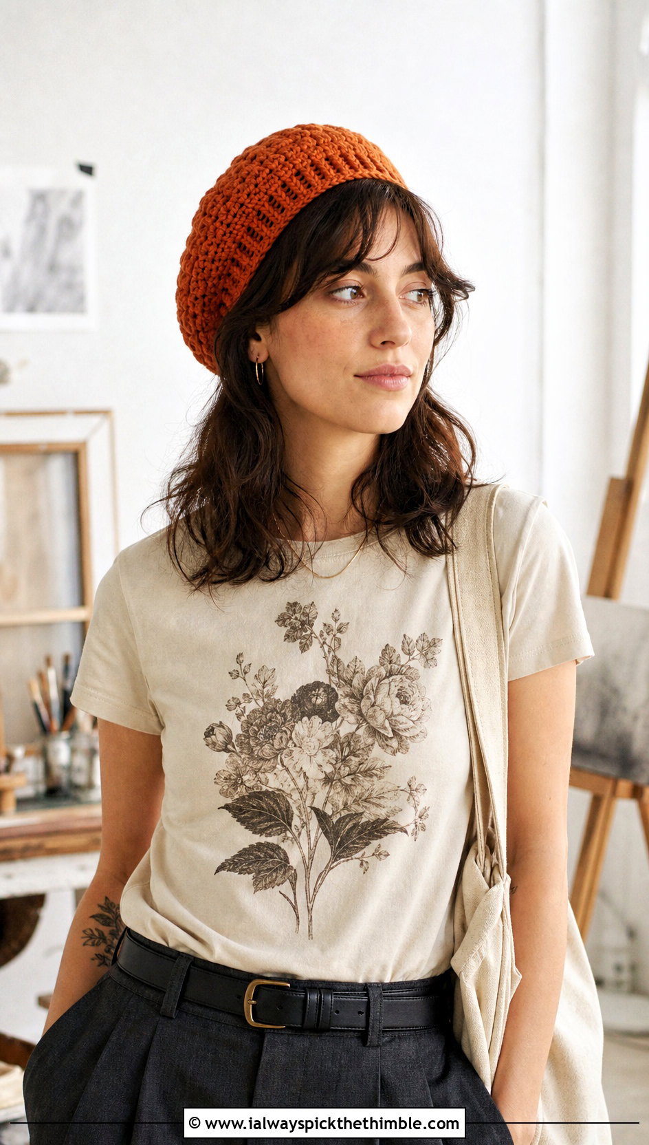 Crochet Tam Hat With Graphic Tee And Tailored Pants - 25 fun crochet hats outfit ideas