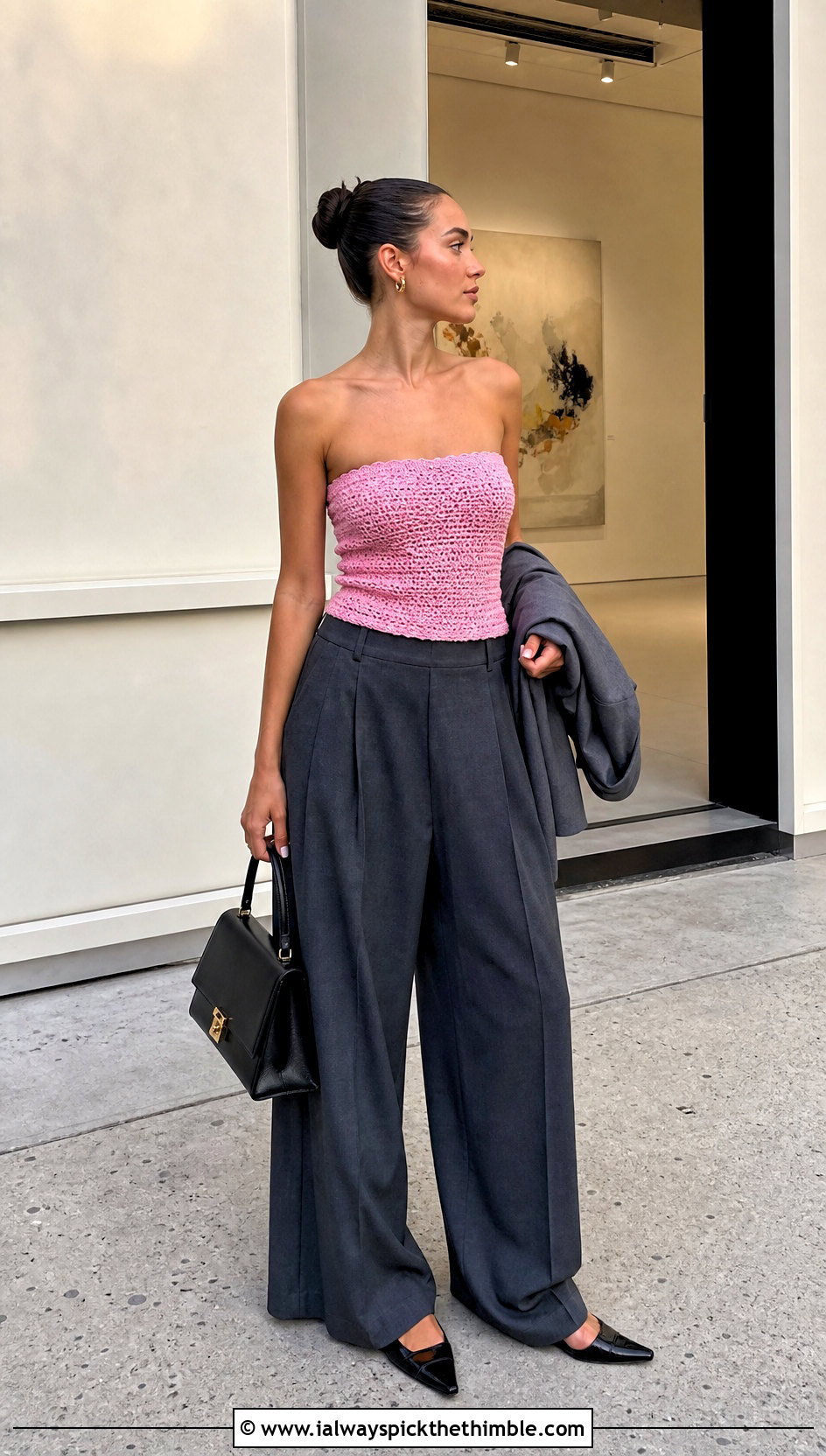 Crochet Tube Top With Pleated Trousers - 20 crochet summer top for women outfit ideas