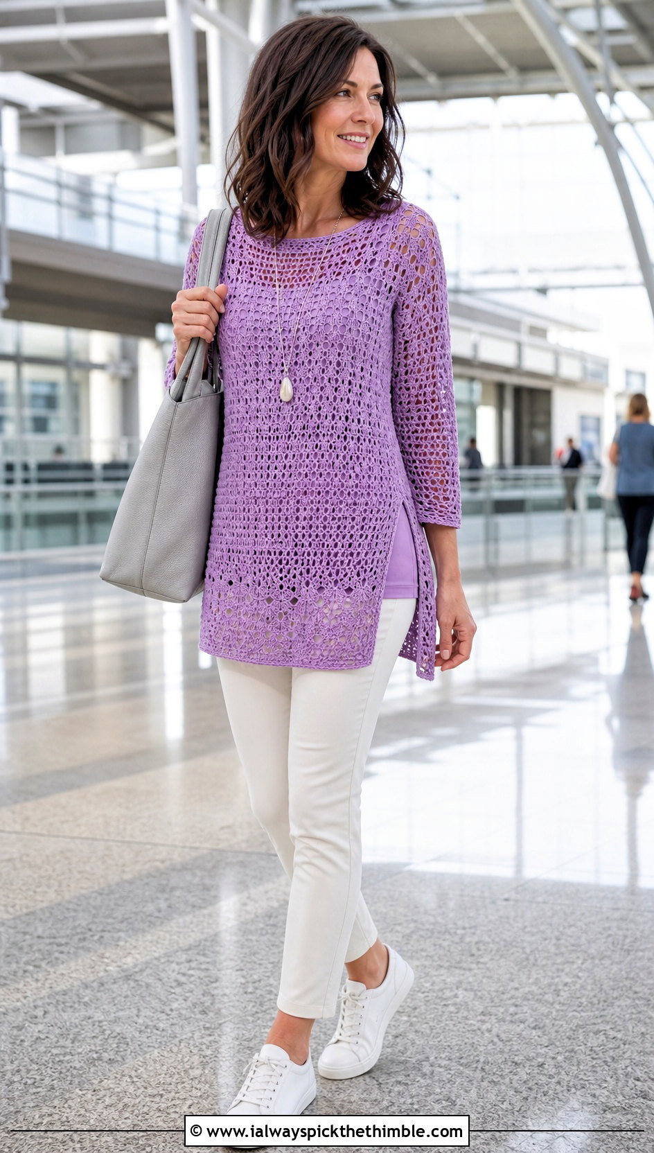 Crochet Tunic Top With Slim Ankle Pants - 20 Spring Crochet Tops outfit ideas