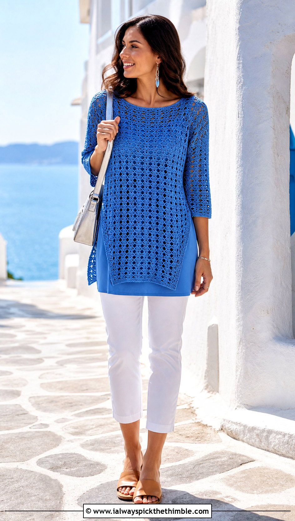 Crochet Tunic Top With Slim Cropped Pants - 25 summer crochet top outfit ideas