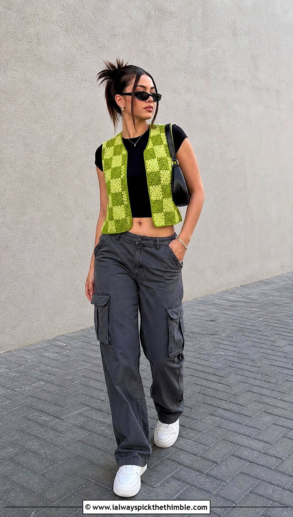 Cropped Checkerboard Green Crochet Vest With Cargo Pants - 15 green crochet vest design outfit ideas