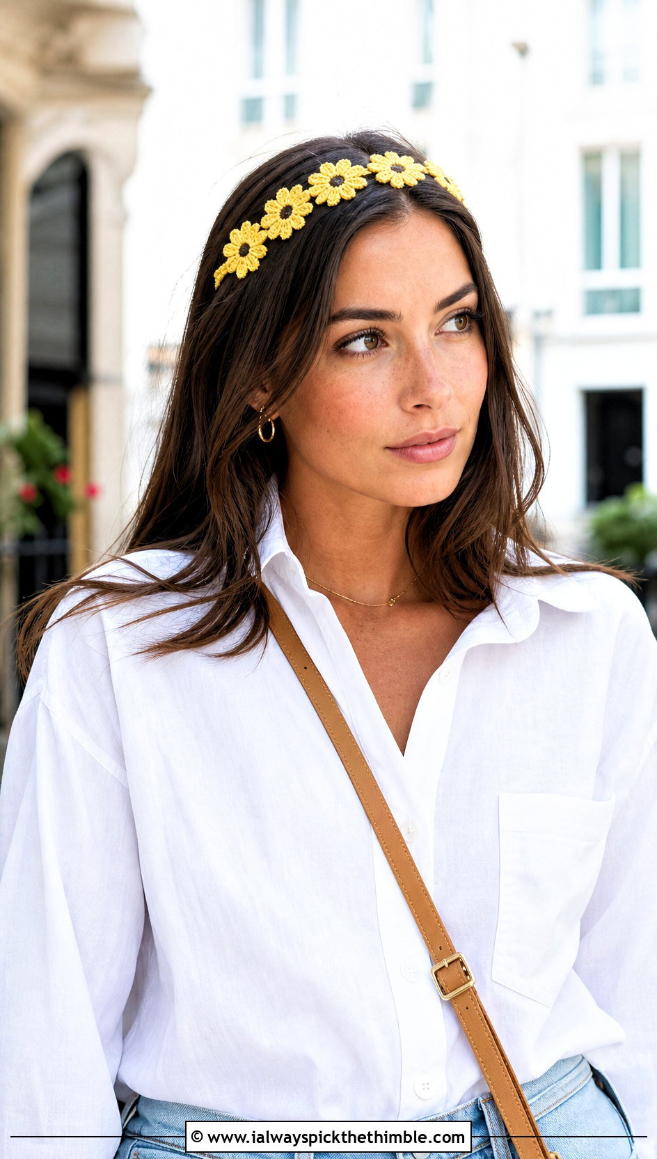 Daisy Chain Crochet Headband With White Shirt And Jeans - 20 Crochet Daisy Headband outfit ideas