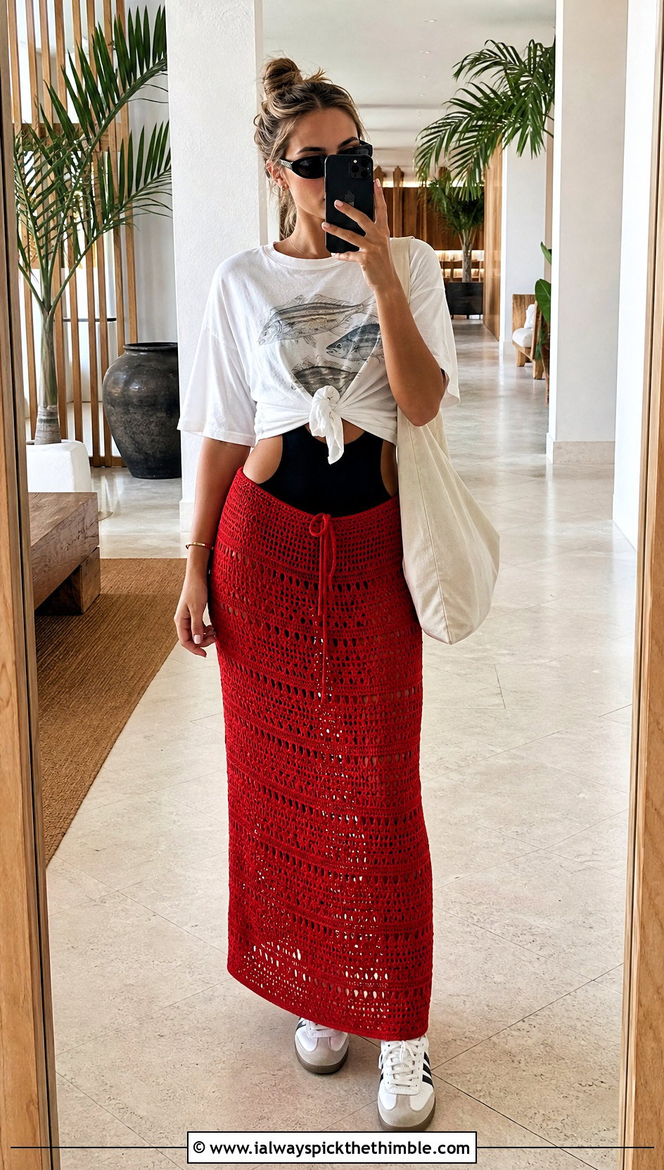 Drawstring Crochet Maxi Skirt With Graphic T Shirt - 20 crochet beach cover up skirts outfit ideas