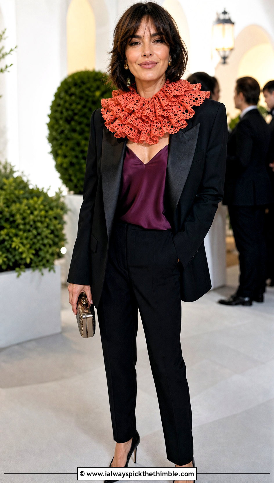 Fine Thread Clown Crochet Ruffle Collar With Evening Suit - 20 Clown Crochet Ruffle Collar outfit ideas