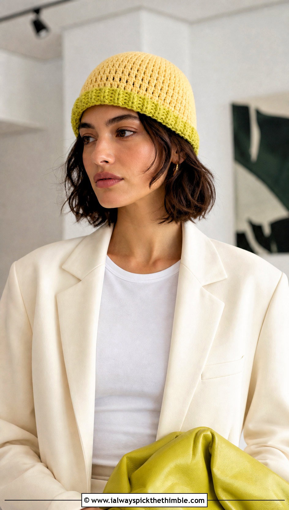 Fisherman Two Tone Crochet Beanie With Monochrome Suit - 15 two tone crochet beanie outfit ideas