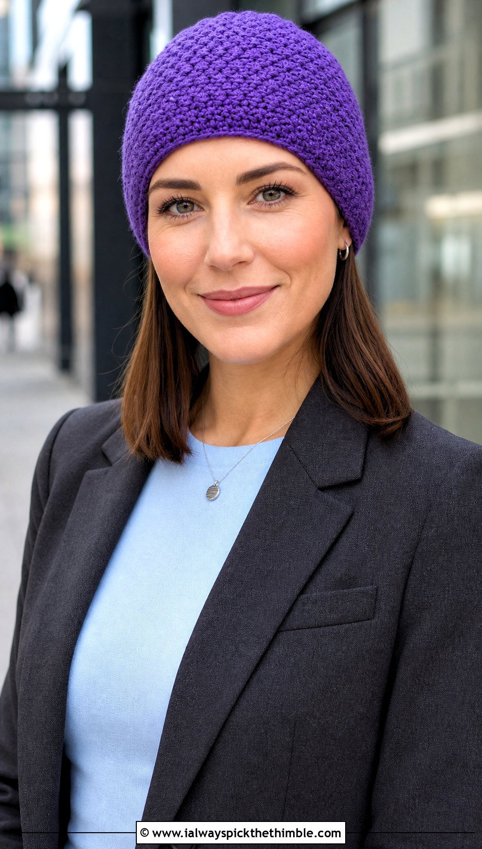 Fitted Moss Stitch Crochet Toque With Blazer And Trousers - 20 Moss Stitch Crochet Hat outfit ideas