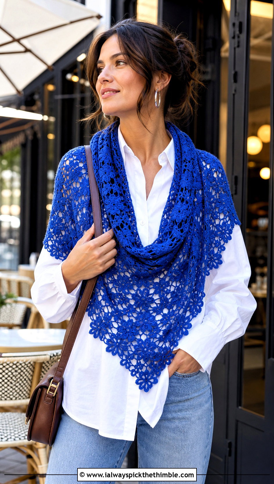 Floral Lace Triangle Shawl With White Shirt And Jeans - 20 Crochet Lacy Triangle Shawl outfit ideas