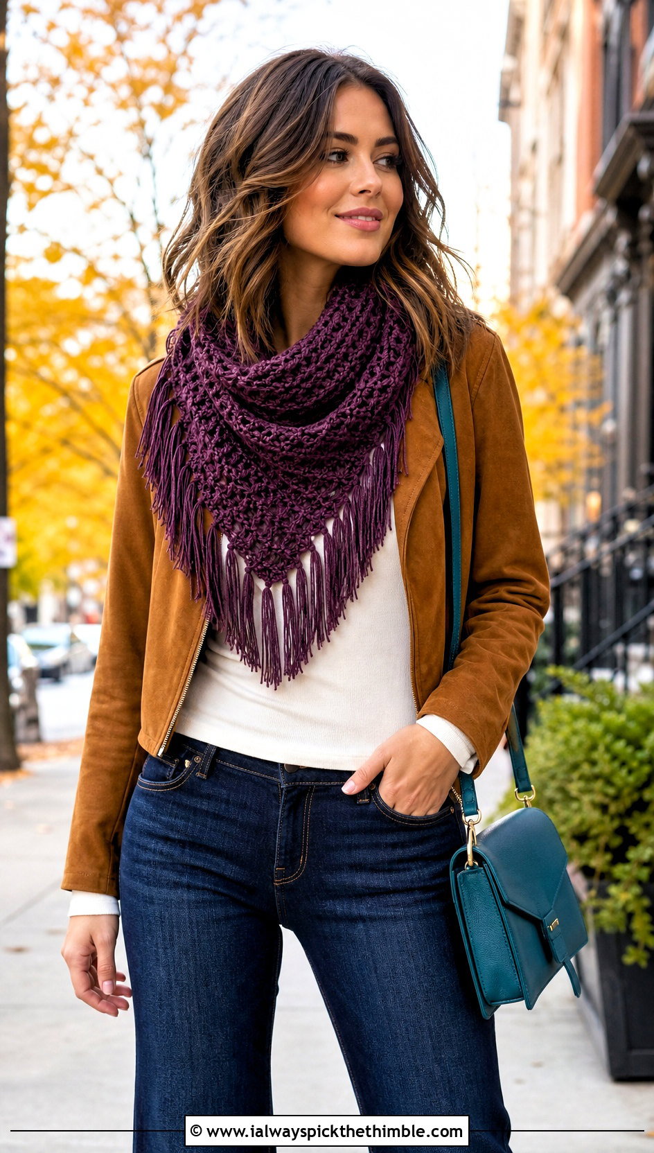 Fringe Crochet Cowl Scarf With Suede Jacket - 25 crochet cowell scarf outfit ideas