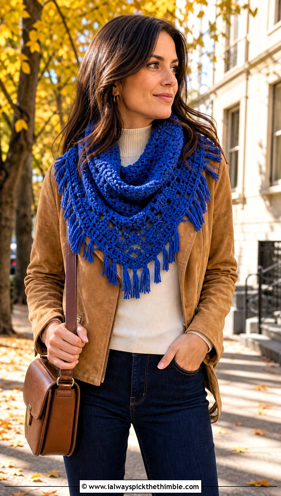 Fringed Crochet Cowl With Suede Jacket - 25 crochet cowl outfit ideas
