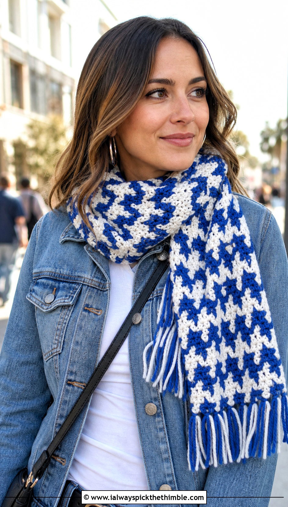 Fringed Houndstooth Crochet Scarf With Denim Jacket - 15 Houndstooth Crochet Scarf outfit ideas