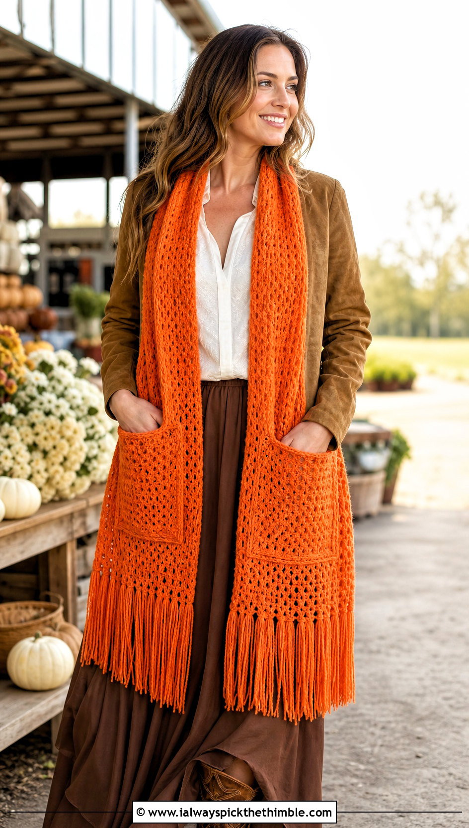 Fringed Pocket Scarf With Suede Jacket - 20 crochet pocket scarves outfit ideas