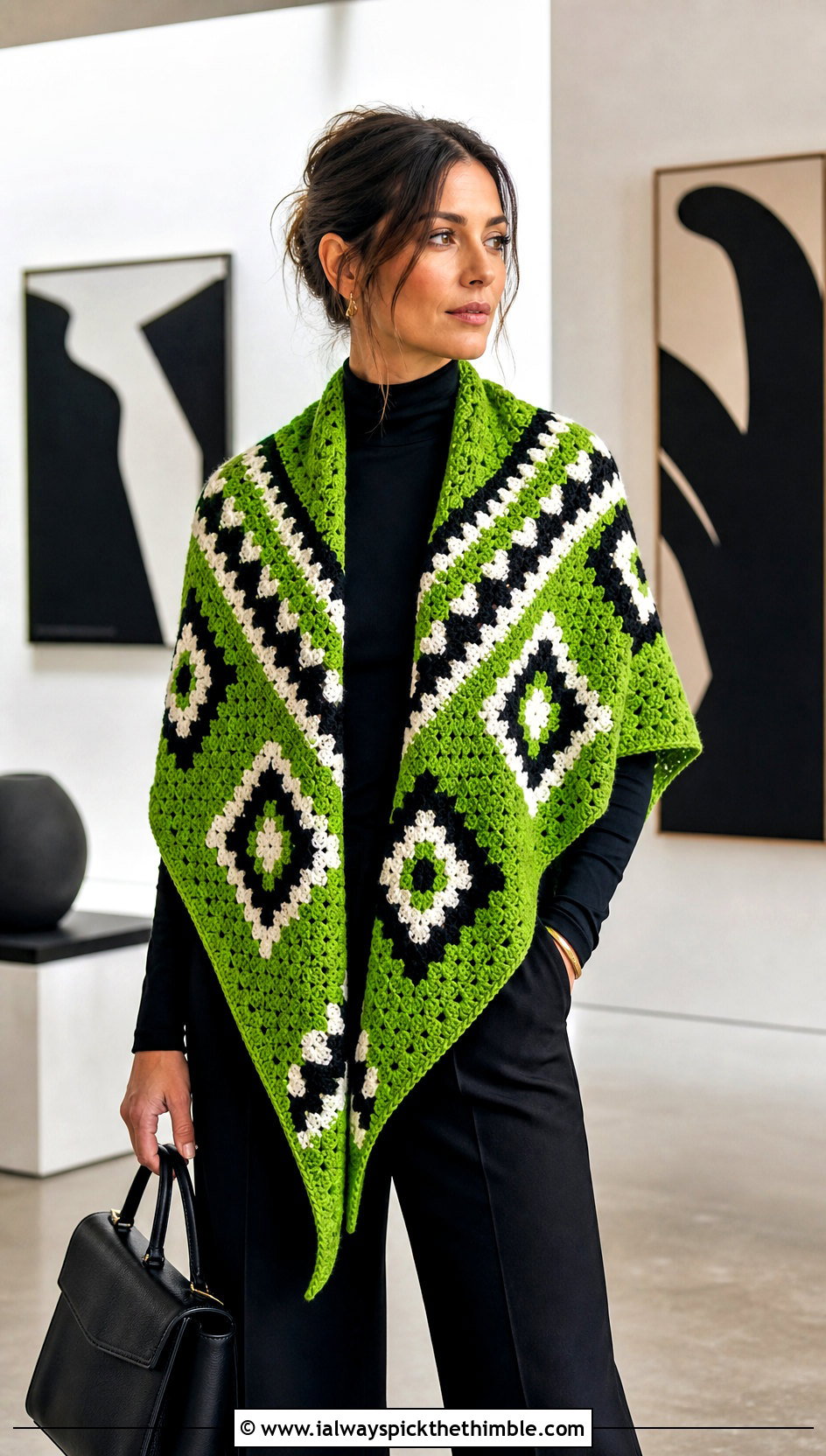 Graphic Corner To Corner Crochet Shawl With Monochrome Outfit - 15 Corner To Corner Crochet Shawl outfit ideas