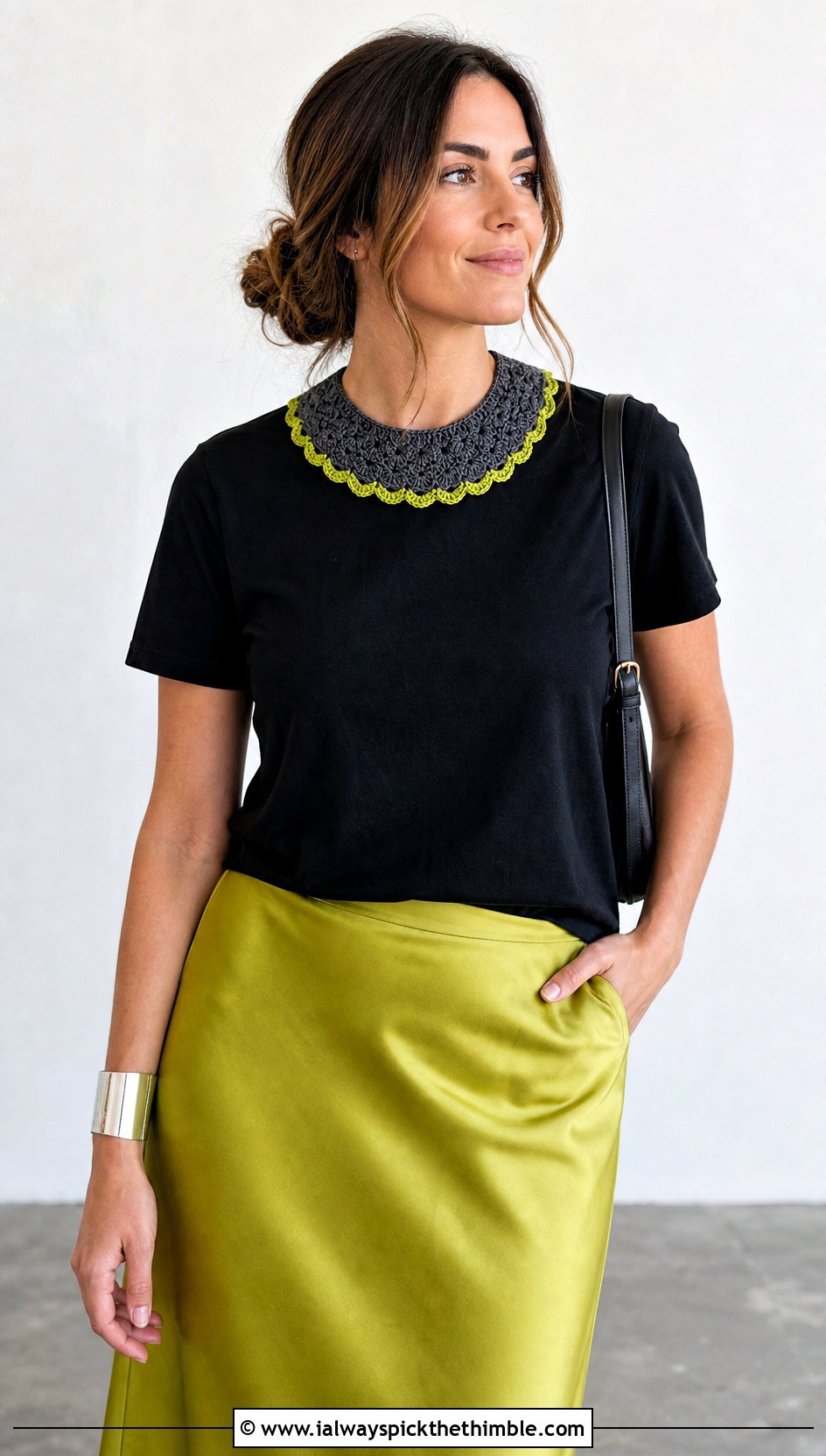 Gray Shell Edge Crochet Collar Necklace With T Shirt And Midi Skirt - 15 Gray Crochet Collar outfit ideas