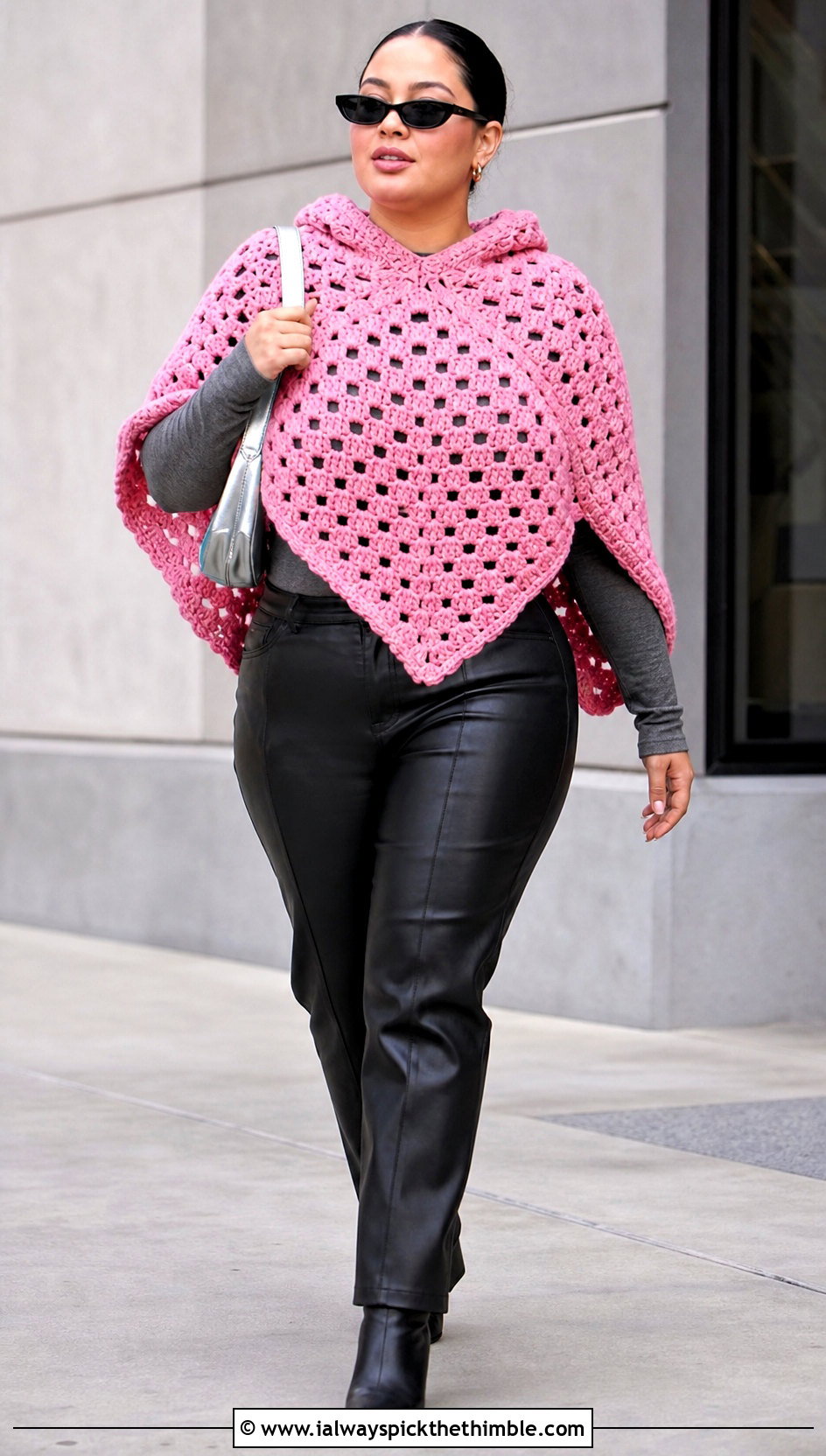 Hooded Hexagon Crochet Poncho With Leather Pants - 20 Hexagon Crochet Poncho outfit ideas