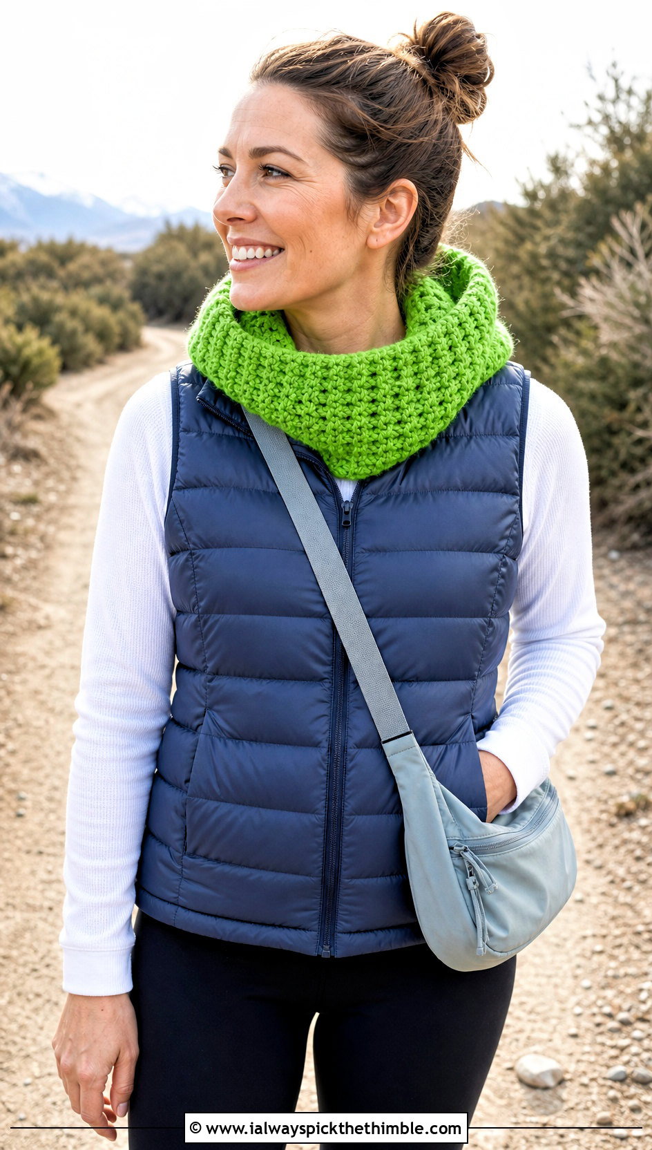 Hooded Moss Stitch Crochet Cowl With Puffer Vest And Leggings - 15 Moss Stitch Crochet Cowl outfit ideas