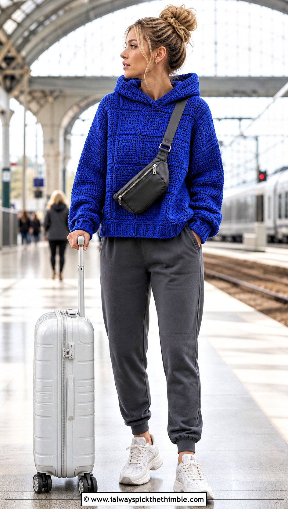 Hooded Square Jumper With Tapered Joggers - 20 crochet square jumper outfit ideas