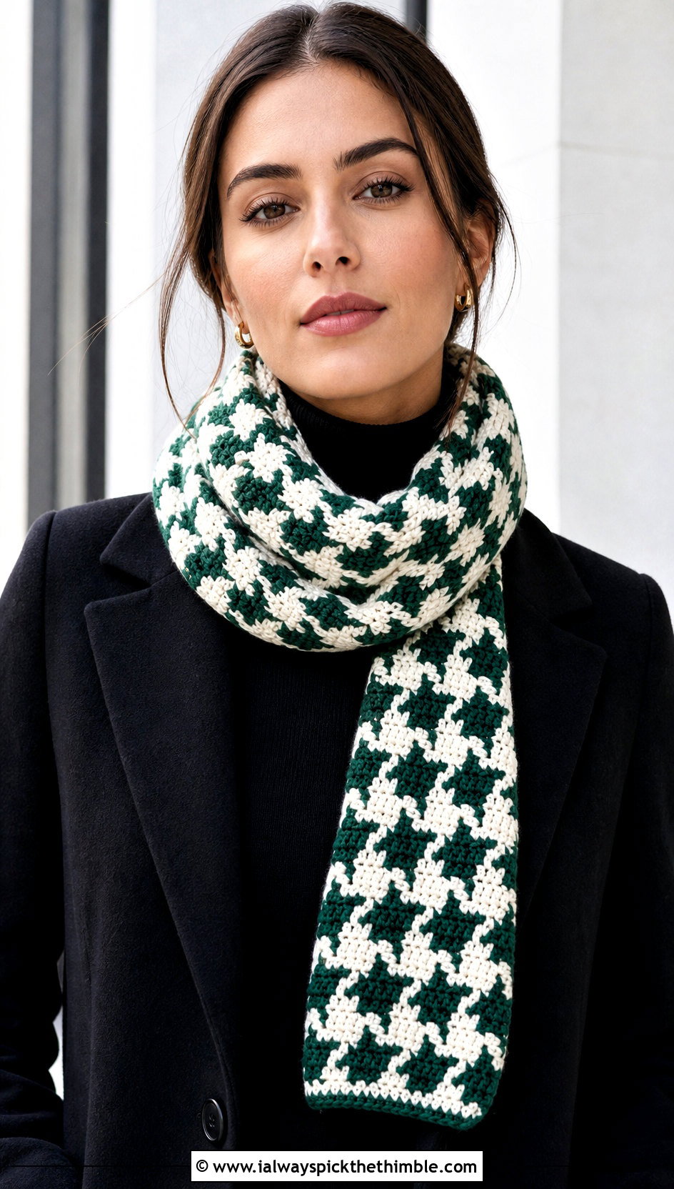 Houndstooth Checkered Crochet Scarf With Black Outfit - 20 Checkered Crochet Scarf outfit ideas
