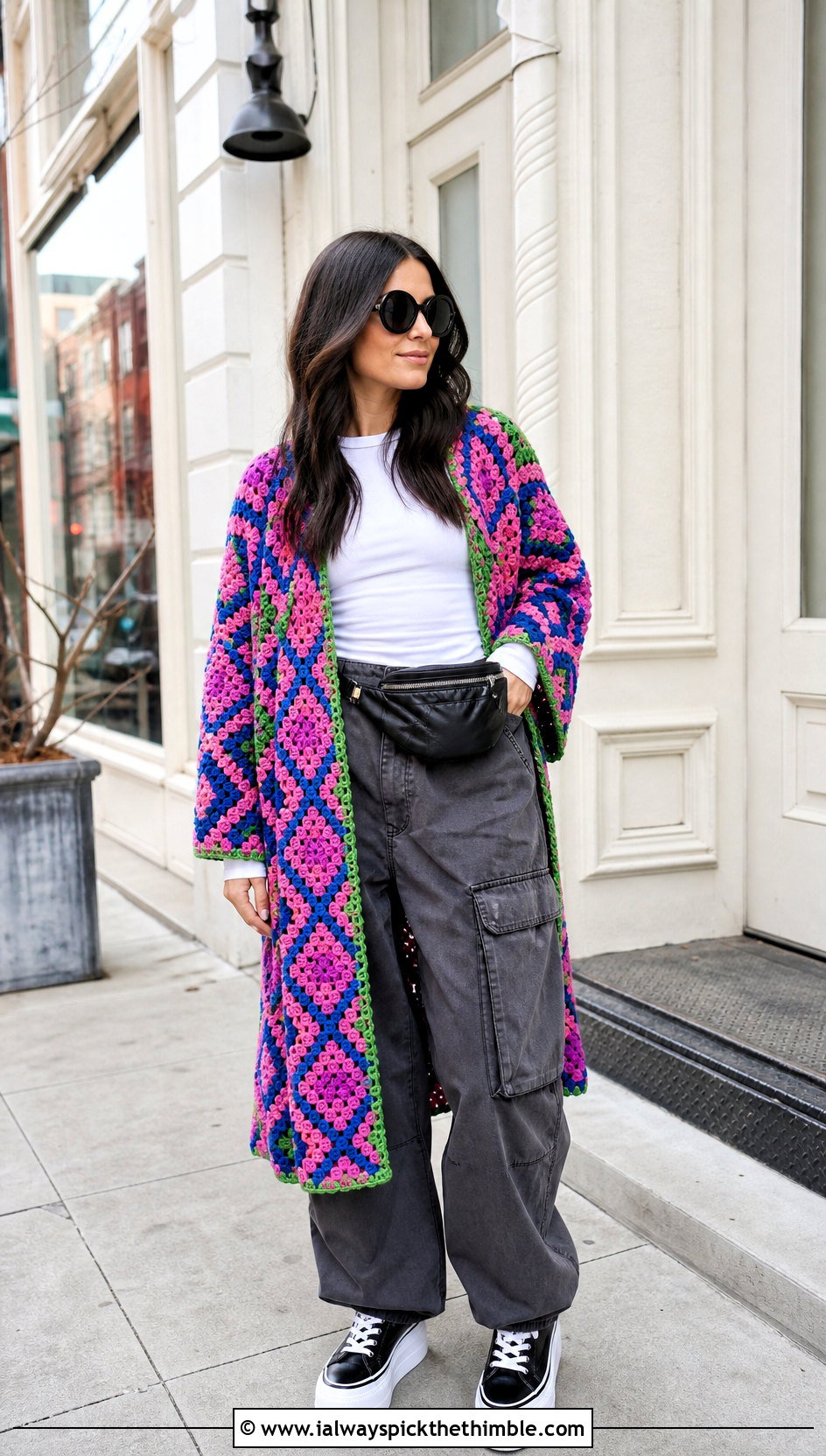 Howl Crochet Coatigan With Cargo Pants - 20 howl crochet coat outfit ideas
