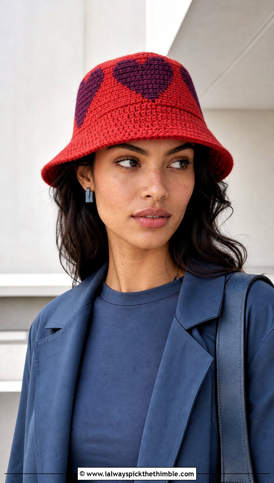 Intarsia Heart Bucket Hat With Monochrome Outfit - 20 crochet heart bucket hat outfit ideas