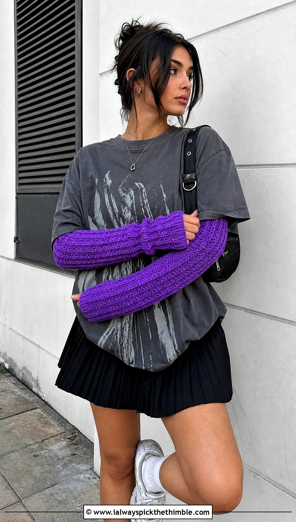 Long Crochet Arm Warmers With Oversized T Shirt - 25 crochet hand gloves outfit ideas