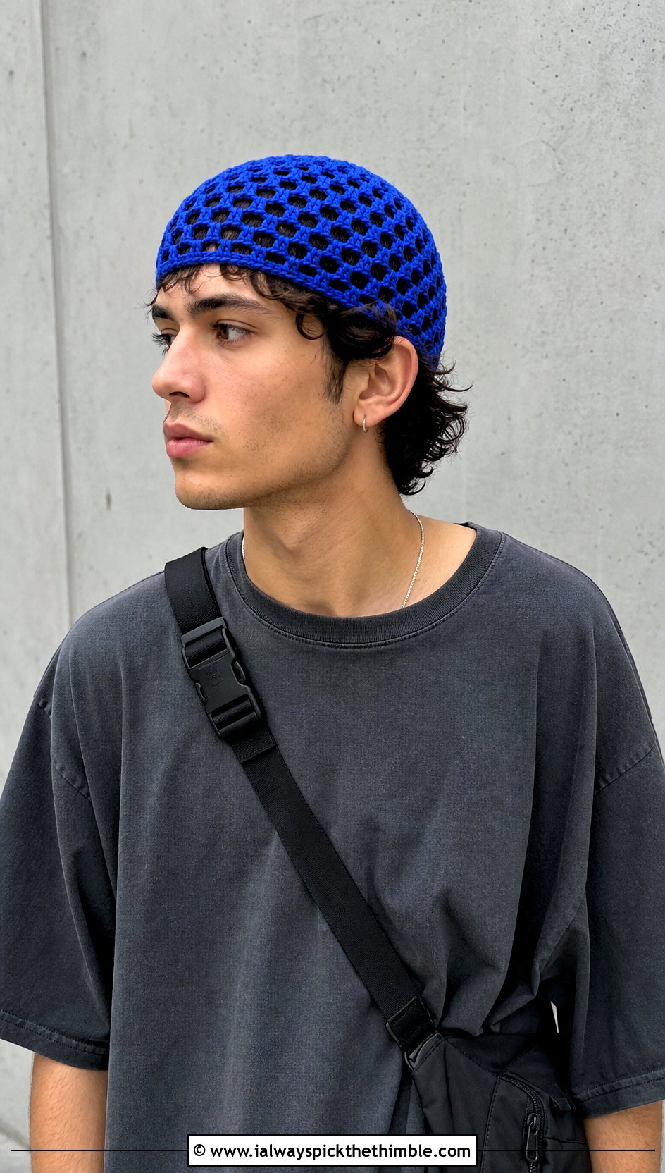 Mesh Crochet Skull Cap With Oversized T Shirt - 25 mens crochet hat outfit ideas