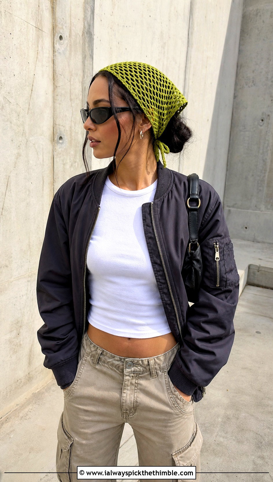 Mesh Triangle Crochet Adjustable Headband With Cargo Pants - 20 Crochet Adjustable Headband outfit ideas