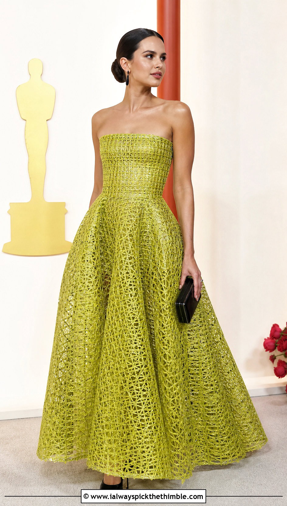 Metallic Thread Crochet Ball Gown Dress With Black Accessories - 20 crochet ball gown dress outfit ideas