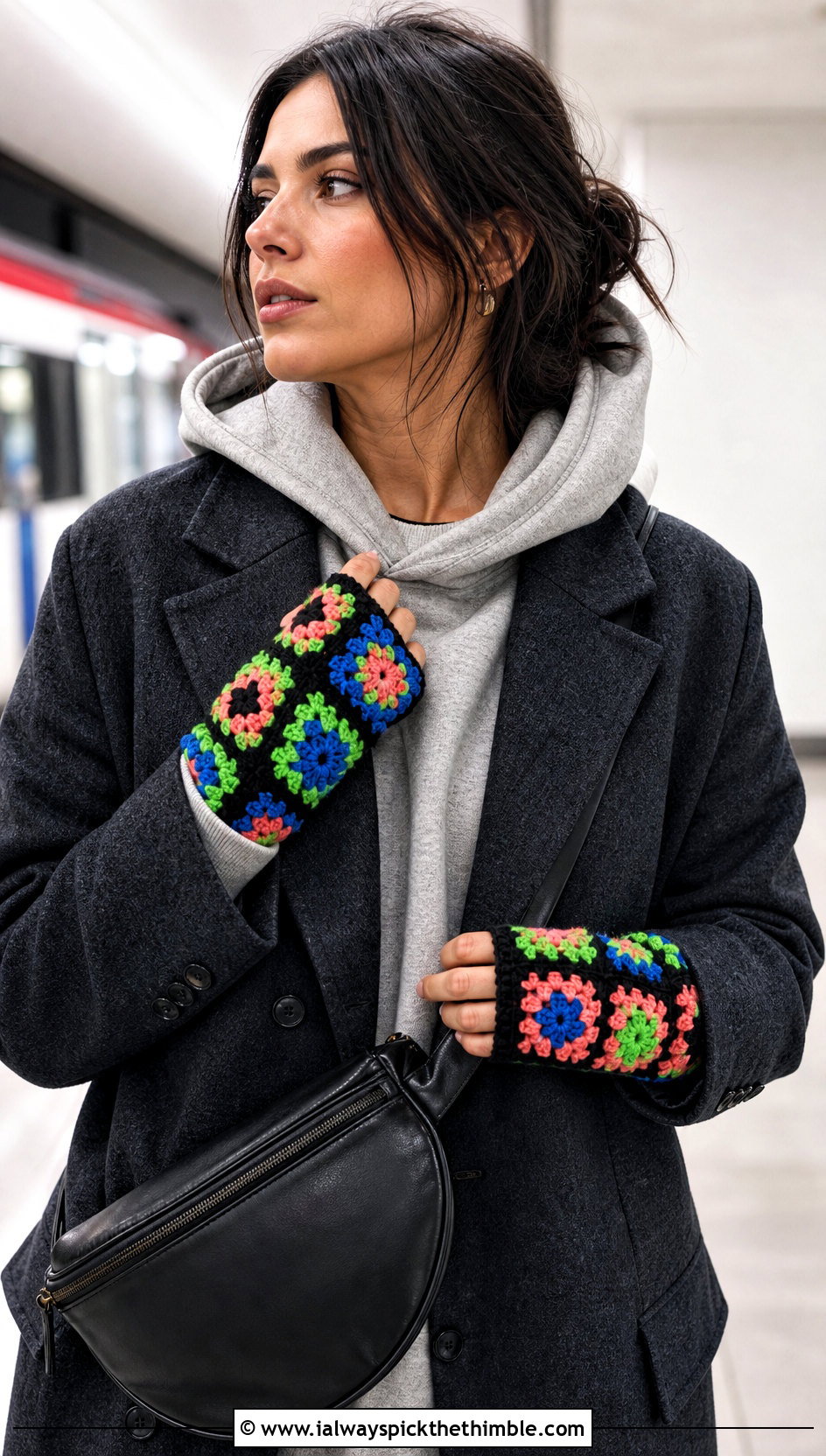 Mini Granny Square Fingerless Gloves With Hoodie - 25 granny square fingerless gloves outfit ideas