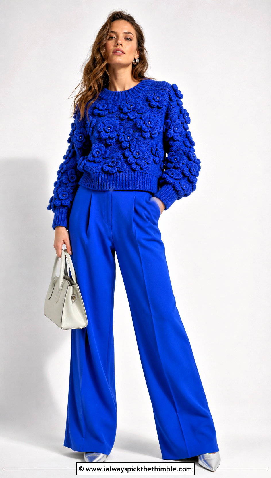 Monochrome Flower Texture Sweater With Matching Pants - 25 crochet sweater with flowers outfit ideas