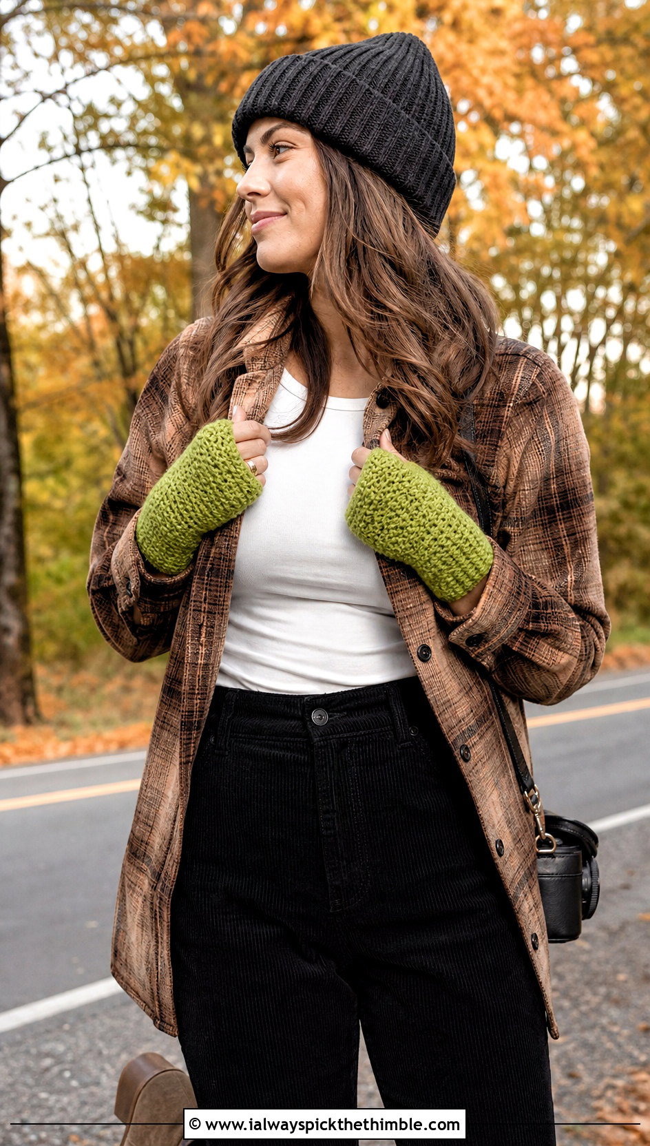 Moss Stitch Crochet Fingerless Gloves With Shacket - 20 easy crochet hand warmers outfit ideas