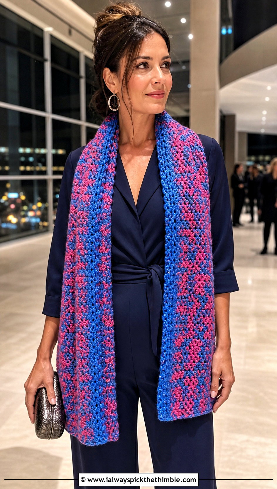 Multicolor Moss Stitch Scarf With A Minimal Evening Outfit - 25 crochet moss stitch scarf outfit ideas