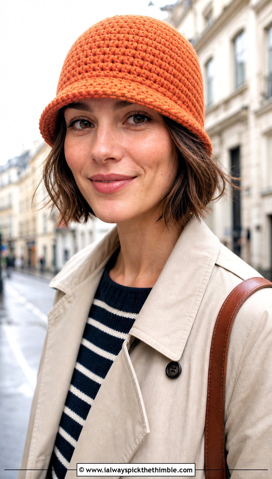 Narrow Brim Crochet Cloche Hat With Trench Coat - 20 flapper style crochet cloche hat outfit ideas