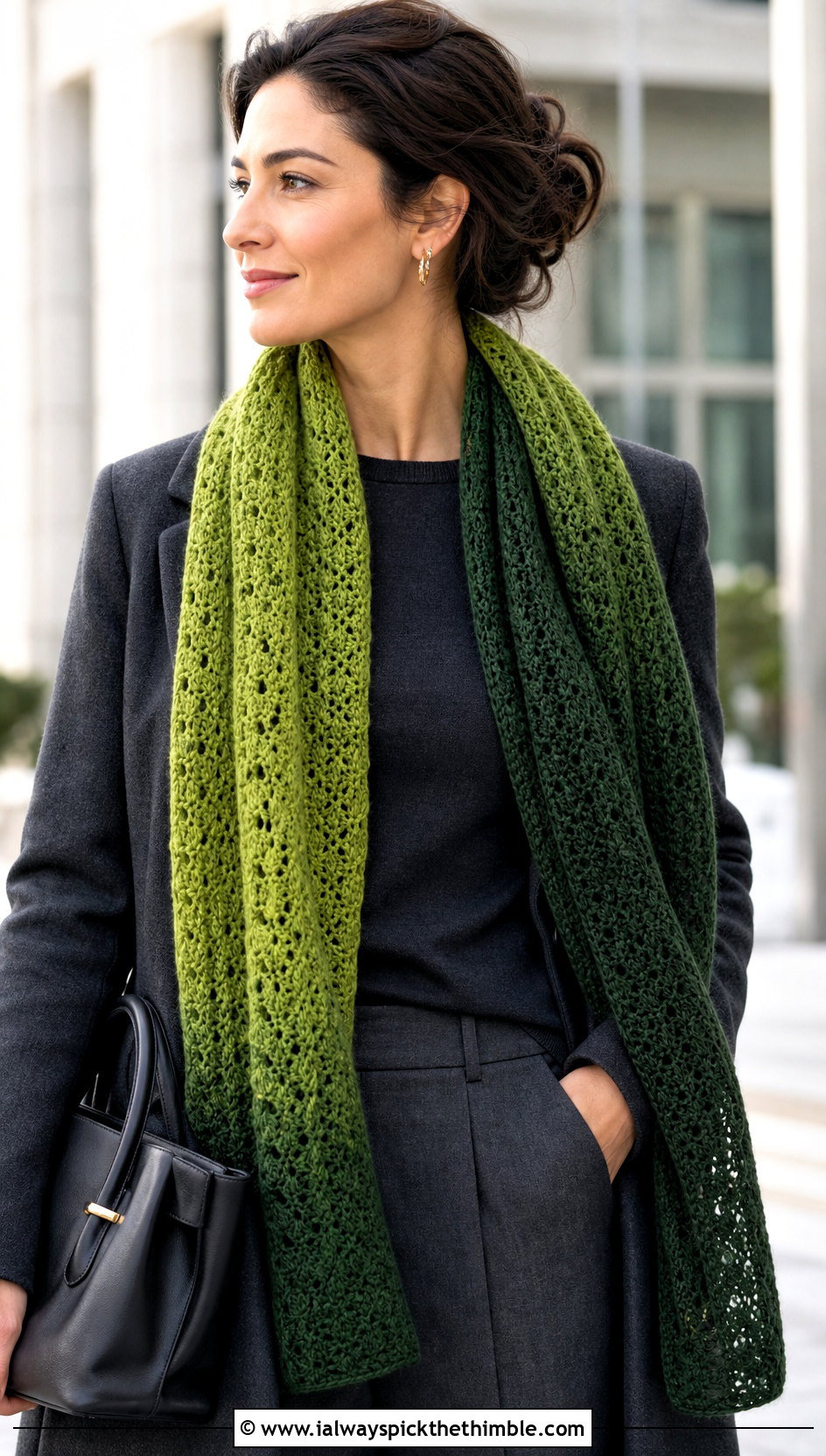 Ombre Crochet Cashmere Scarf With Monochrome Outfit - 20 crochet cashmere scarf outfit ideas