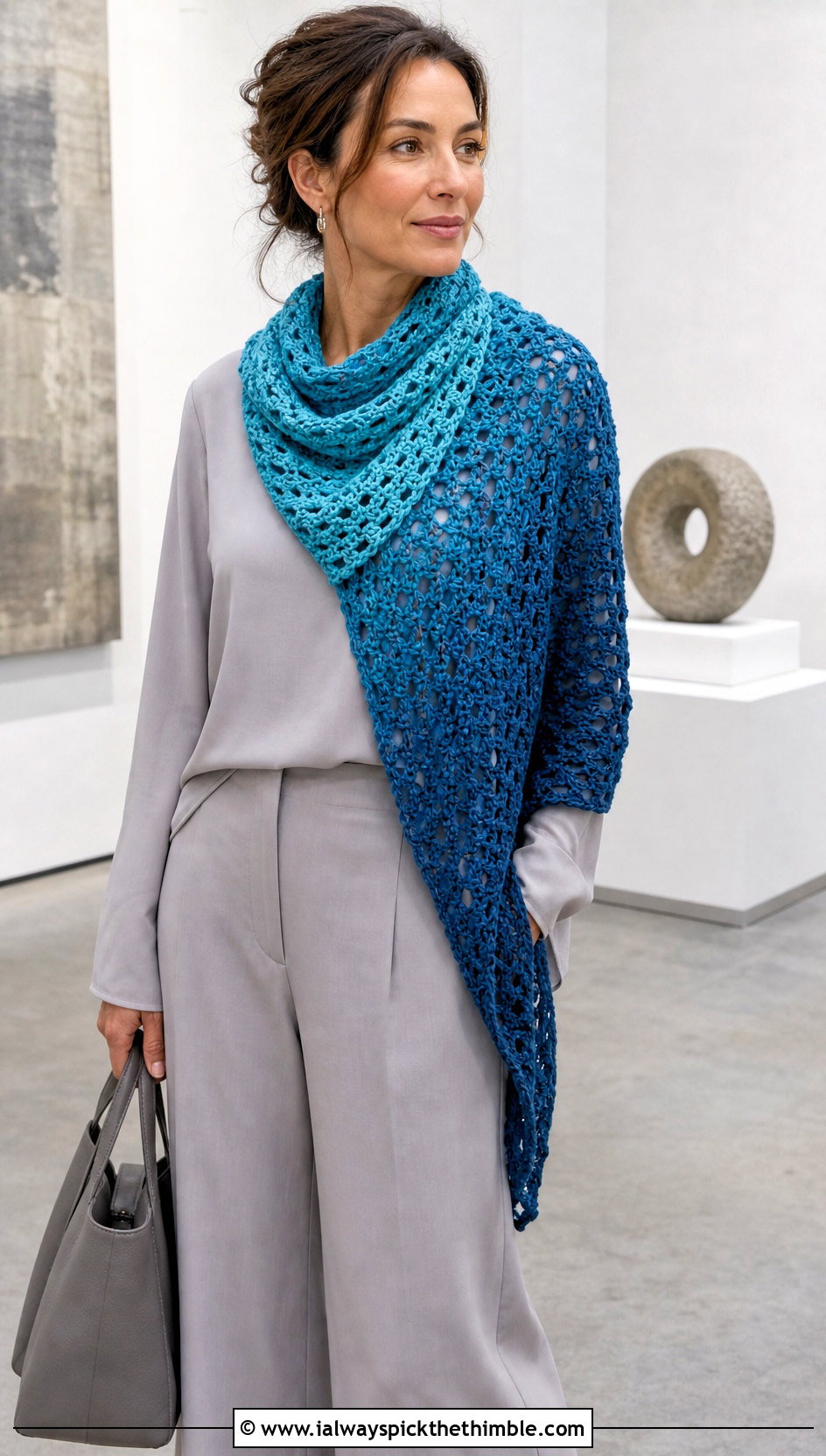 Ombre V Stitch Crochet Scarf With Monochrome Outfit - 20 v stitch crochet scarf outfit ideas