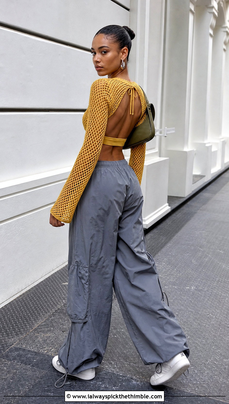 Open Back Diamond Mesh Stitch Crochet Top With Parachute Pants - 20 Diamond Mesh Stitch Crochet Top outfit ideas