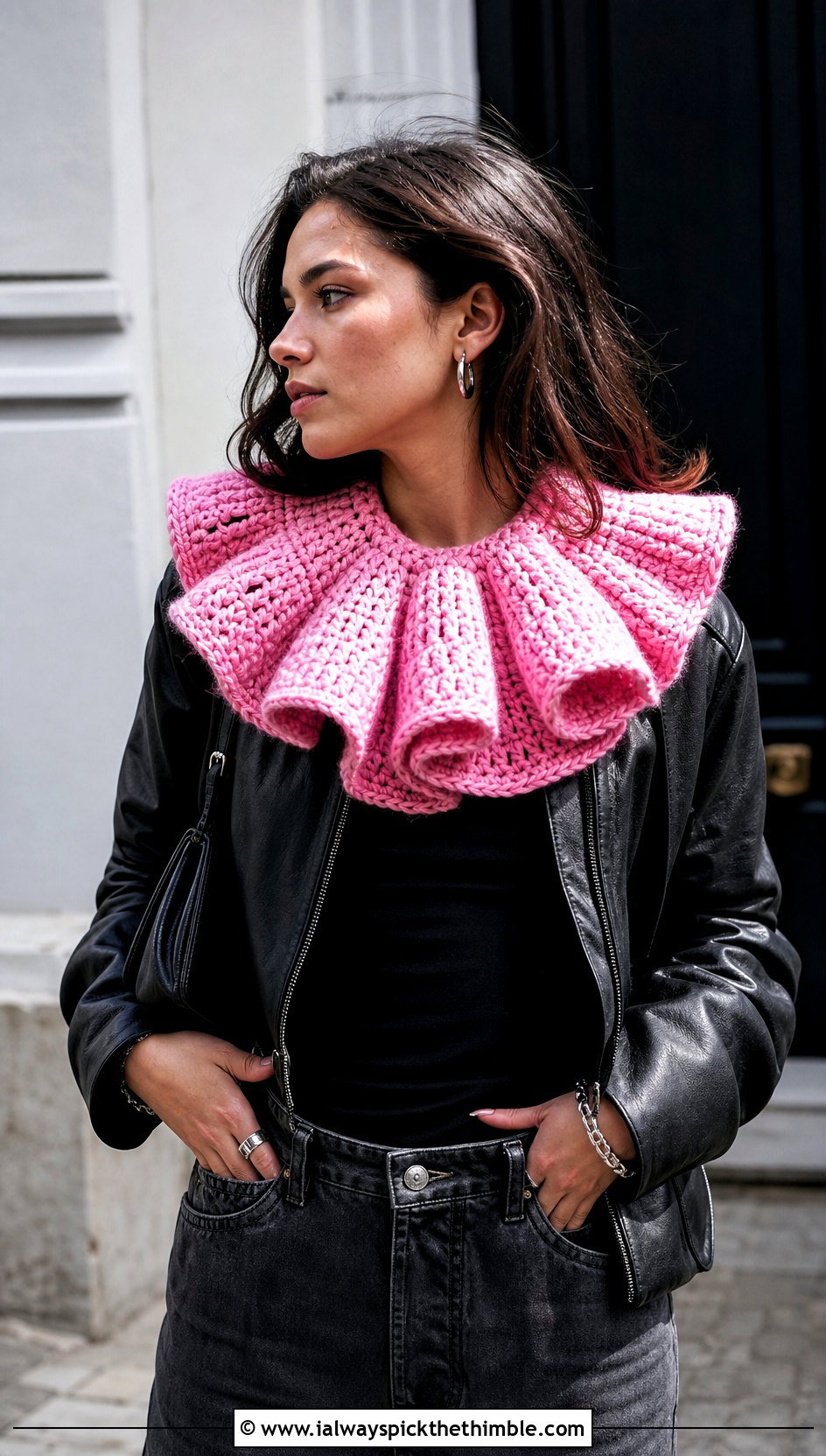 Oversized Clown Crochet Ruffle Collar With Leather Jacket - 20 Clown Crochet Ruffle Collar outfit ideas