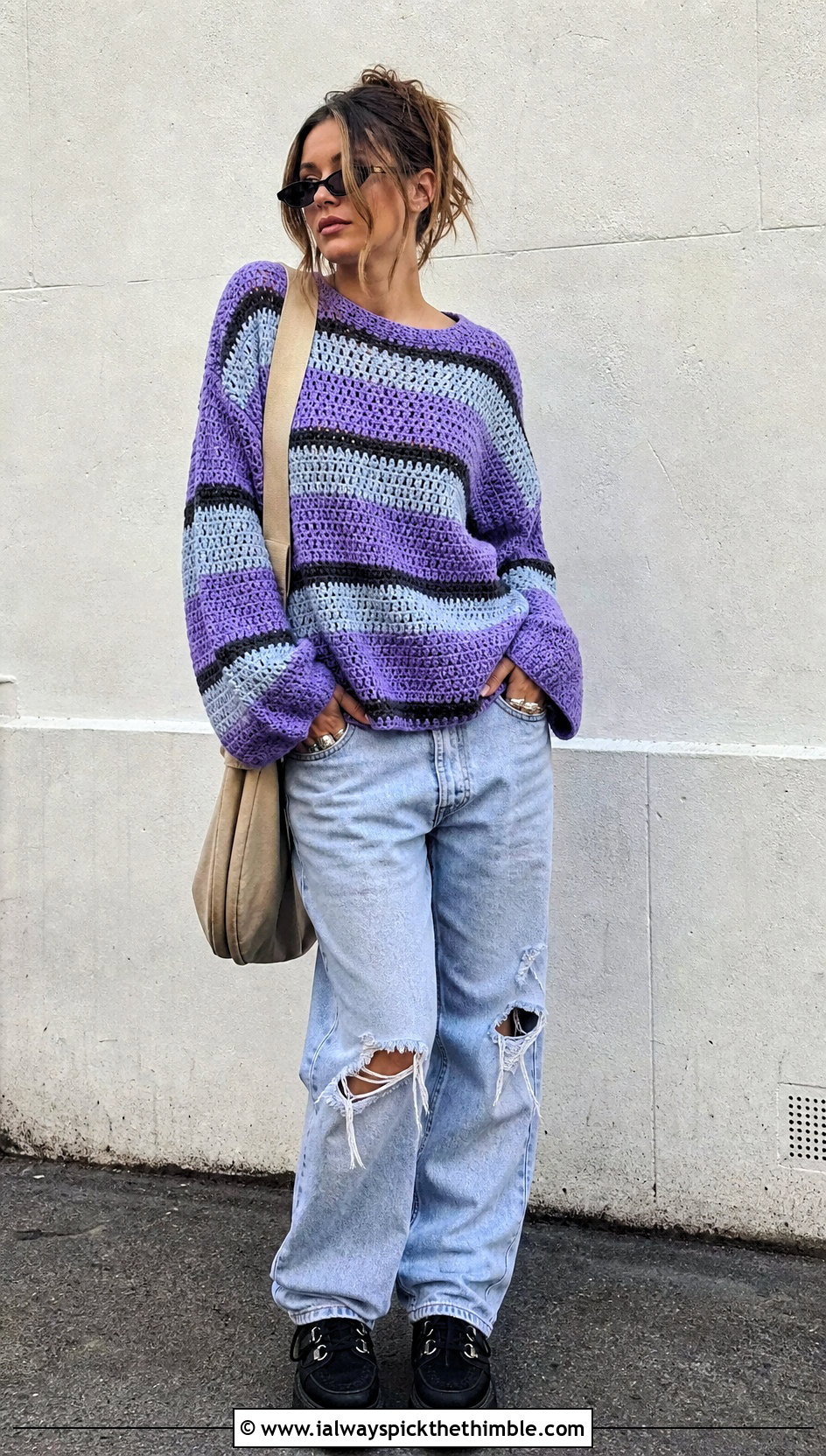 Oversized Striped Crochet Sweater With Ripped Jeans - 20 alt crochet sweater outfit ideas