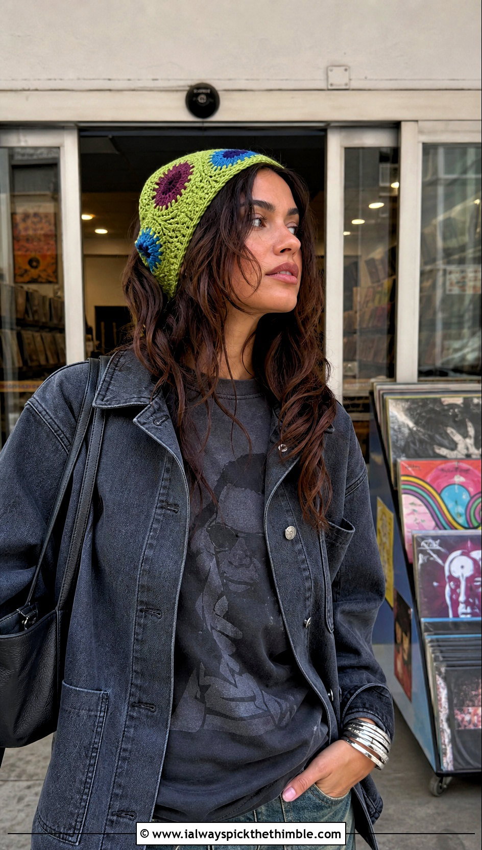 Patchwork Crochet Head Scarf With Graphic Tee - 25 crochet head scarf outfit ideas