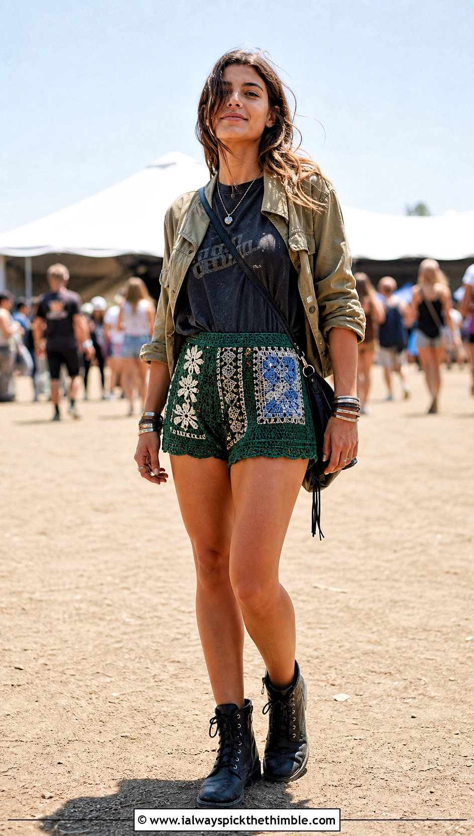 Patchwork High Waisted Crochet Shorts With Band T Shirt - 20 High Waisted Crochet Shorts outfit ideas