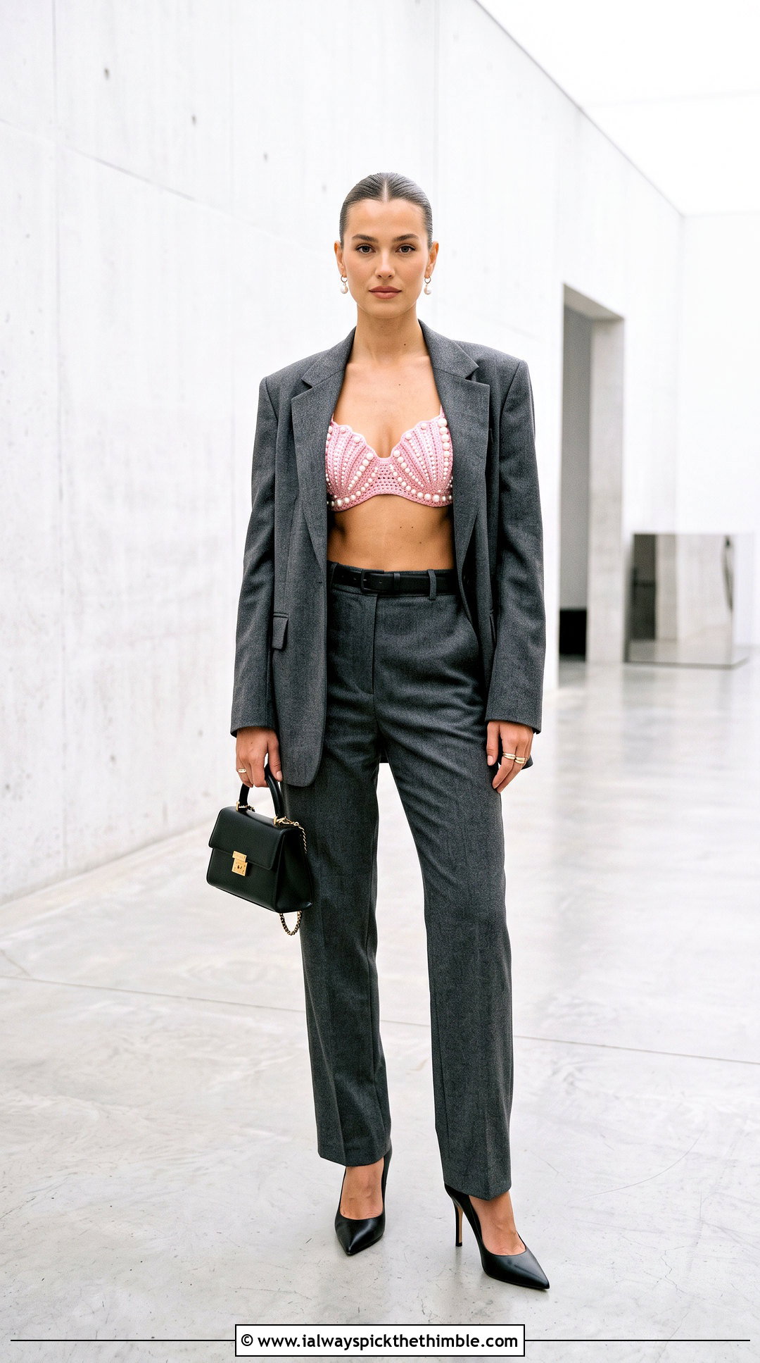 Pearl Embellished Shell Bra With Tailored Suit - 20 crochet shell bra outfit ideas