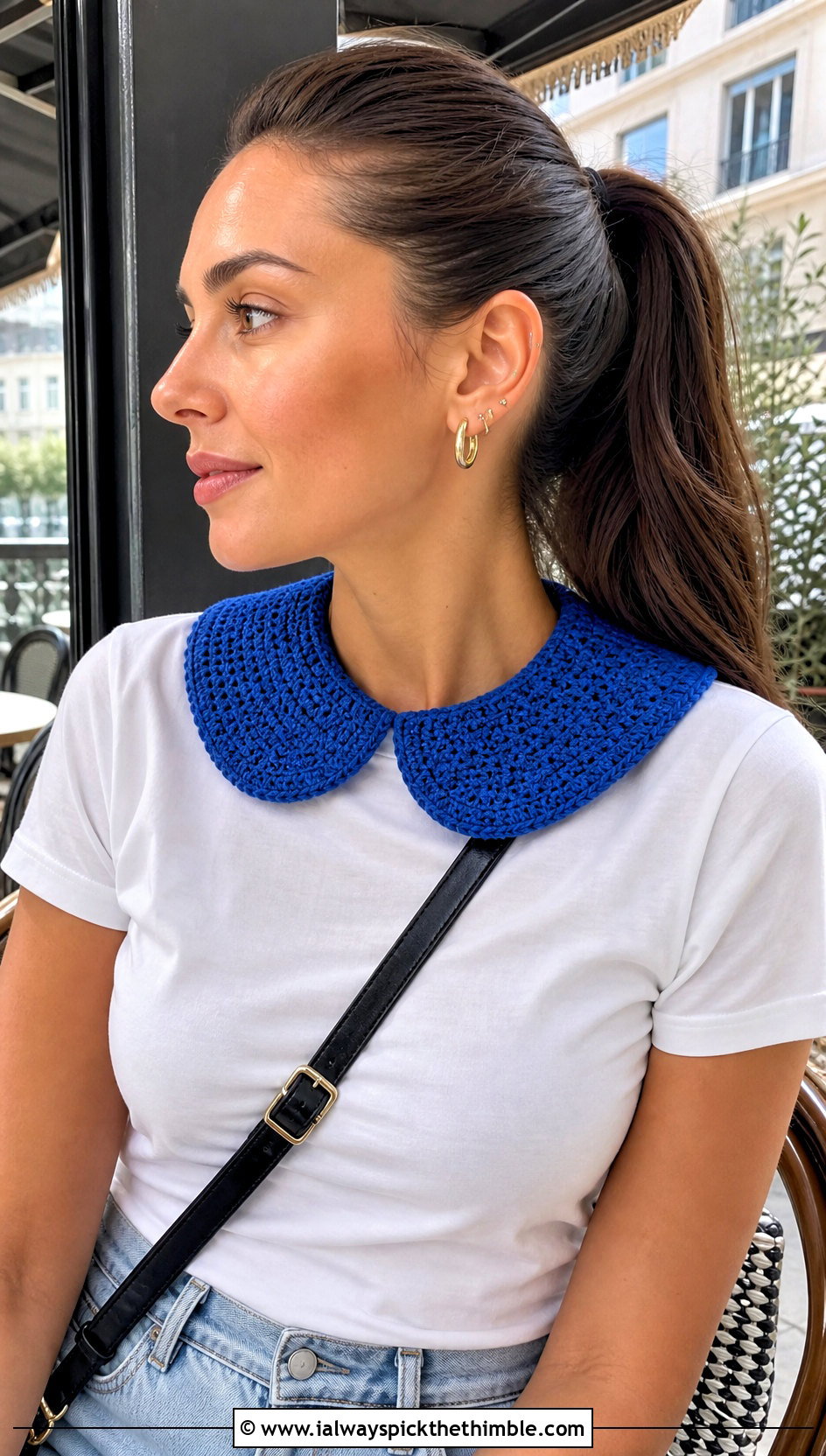 Peter Pan Crochet Collar With T Shirt And Jeans - 15 Vintage Crochet Collar Design outfit ideas