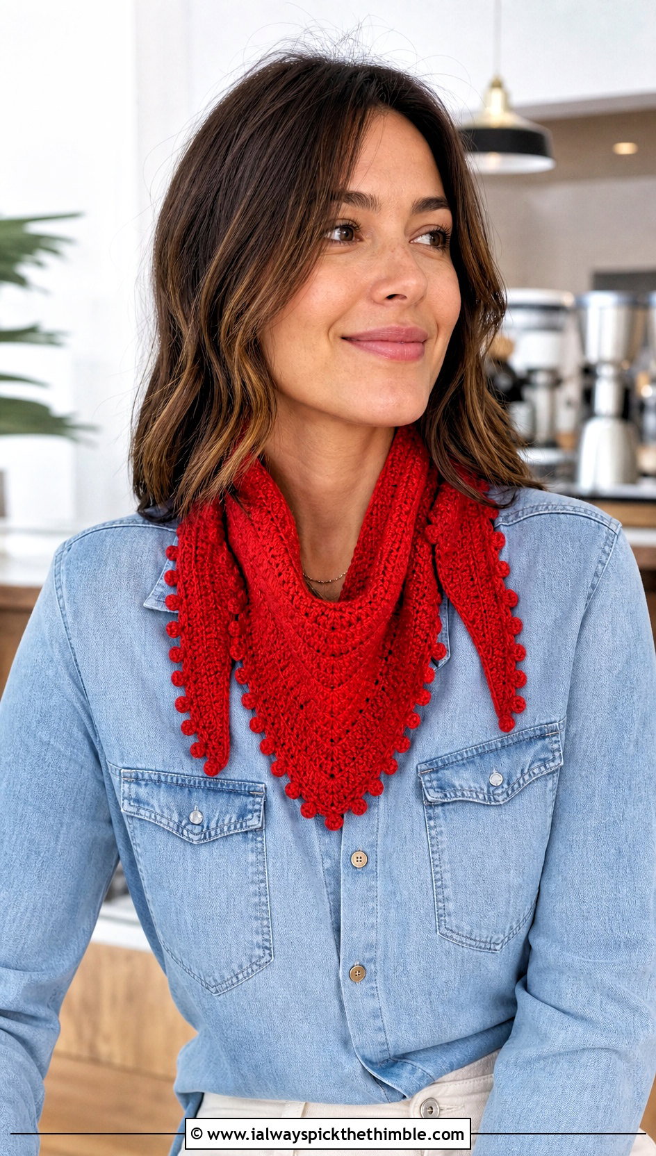 Picot Edge Crochet Boomerang Scarf With Denim Shirt - 15 Crochet Boomerang Scarf outfit ideas