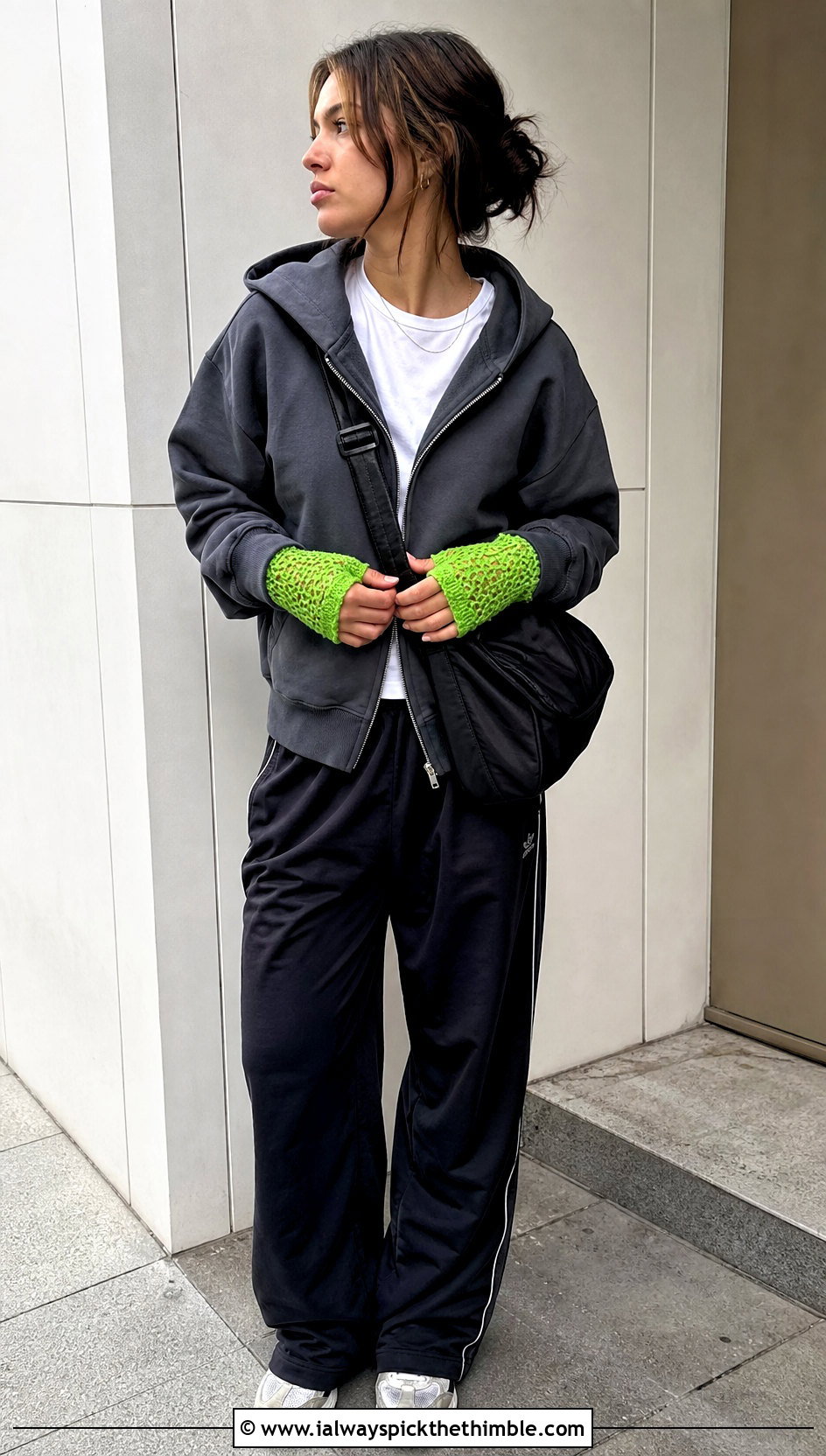 Picot Edge Lace Crochet Fingerless Gloves With Hoodie And Track Pants - 20 Lace Crochet Fingerless Gloves outfit ideas