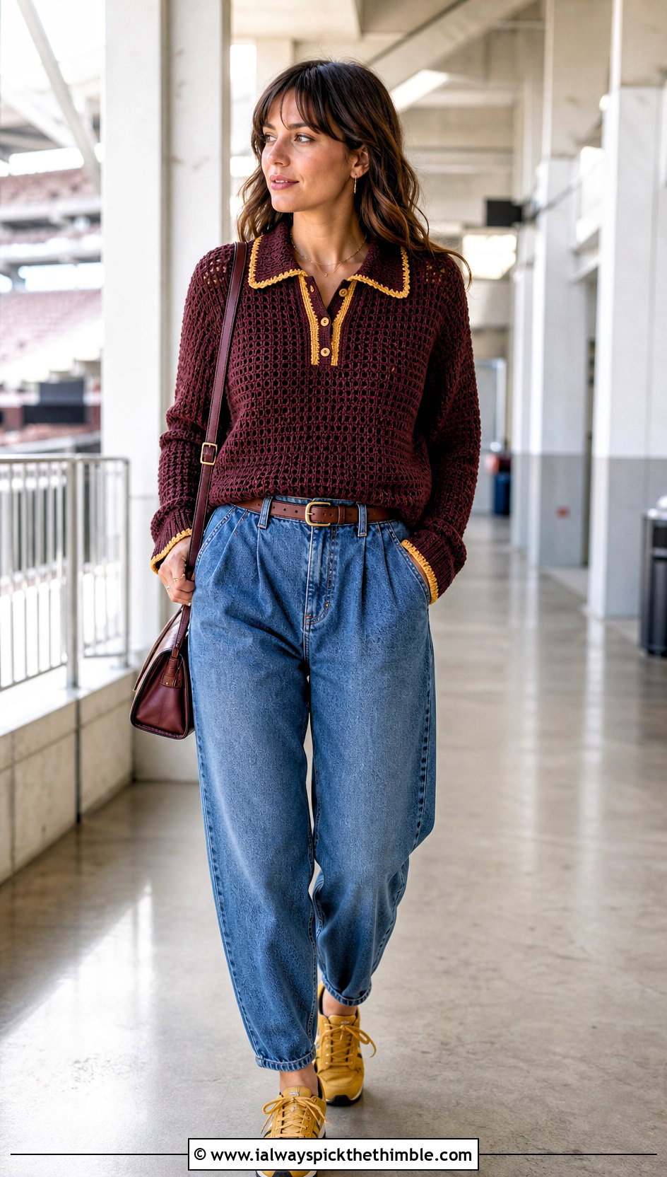 Polo Collar Brown Crochet Sweater With Pleated Jeans - 25 crochet brown sweater outfit ideas