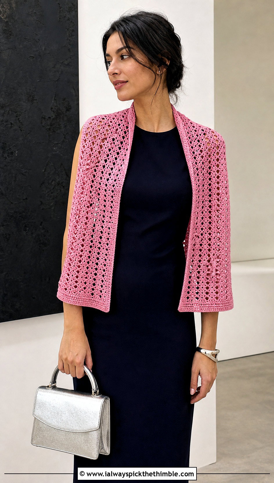 Rectangular Crochet Stole With Column Dress - 25 easy simple crochet shawl outfit ideas