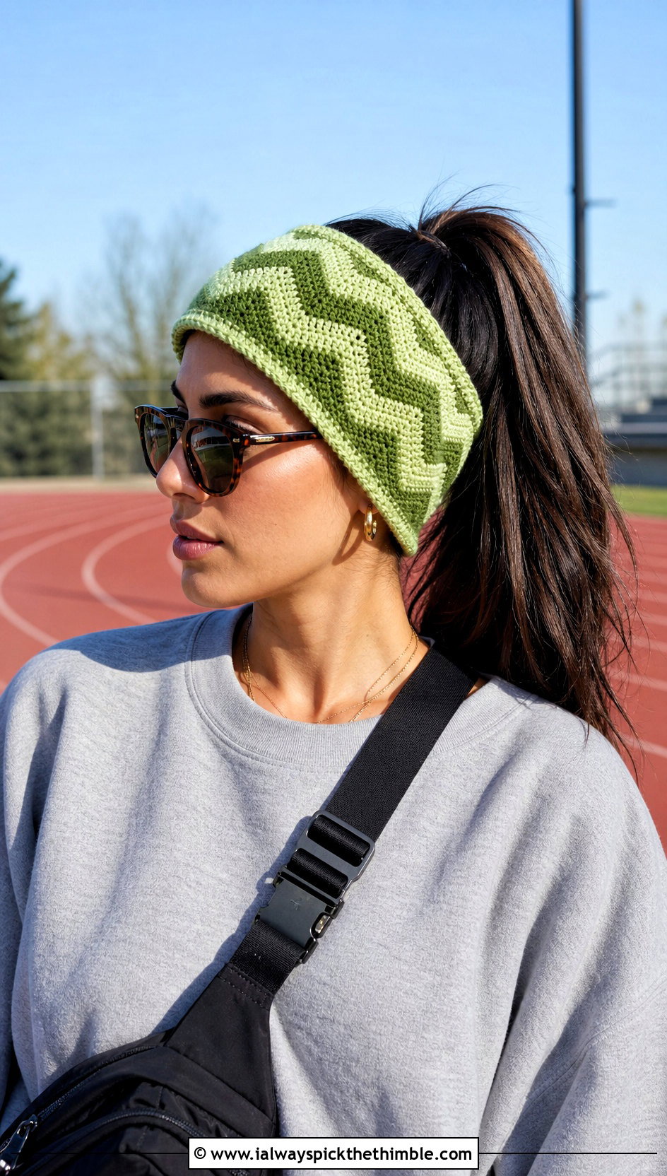 Reversible Crochet Chevron Headband With Sweatshirt And Biker Shorts - 15 Crochet Chevron Headband outfit ideas