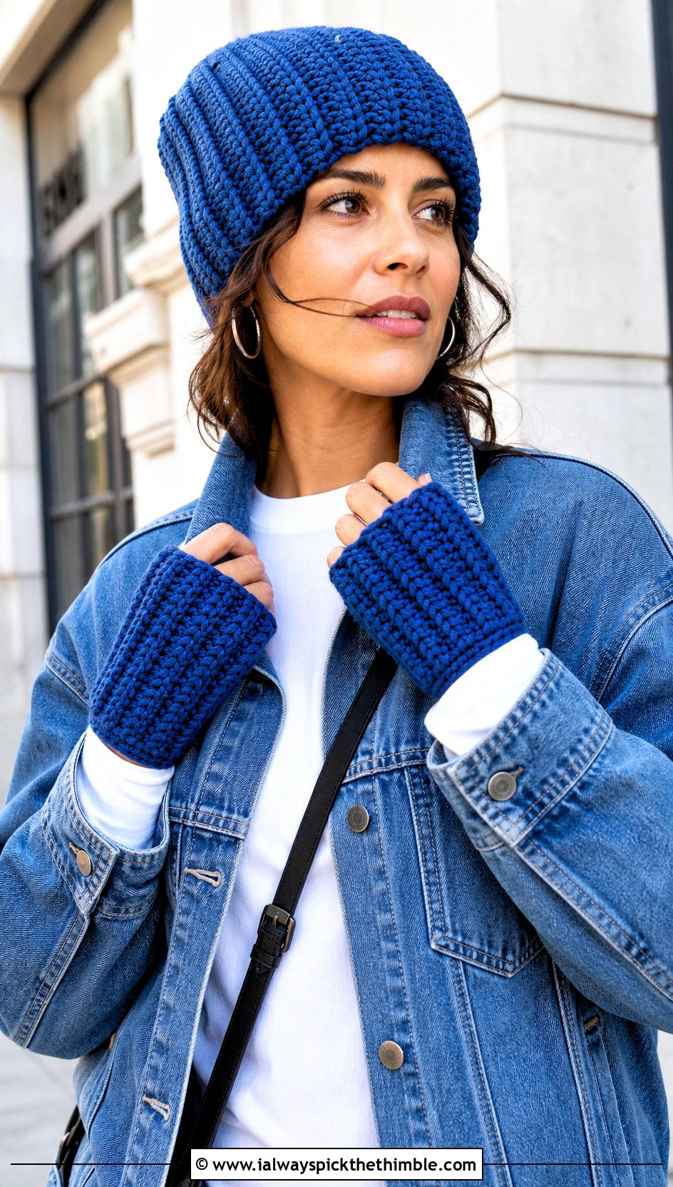 Ribbed Crochet Beanie And Fingerless Gloves With Denim - 15 Crochet Hat And Gloves outfit ideas