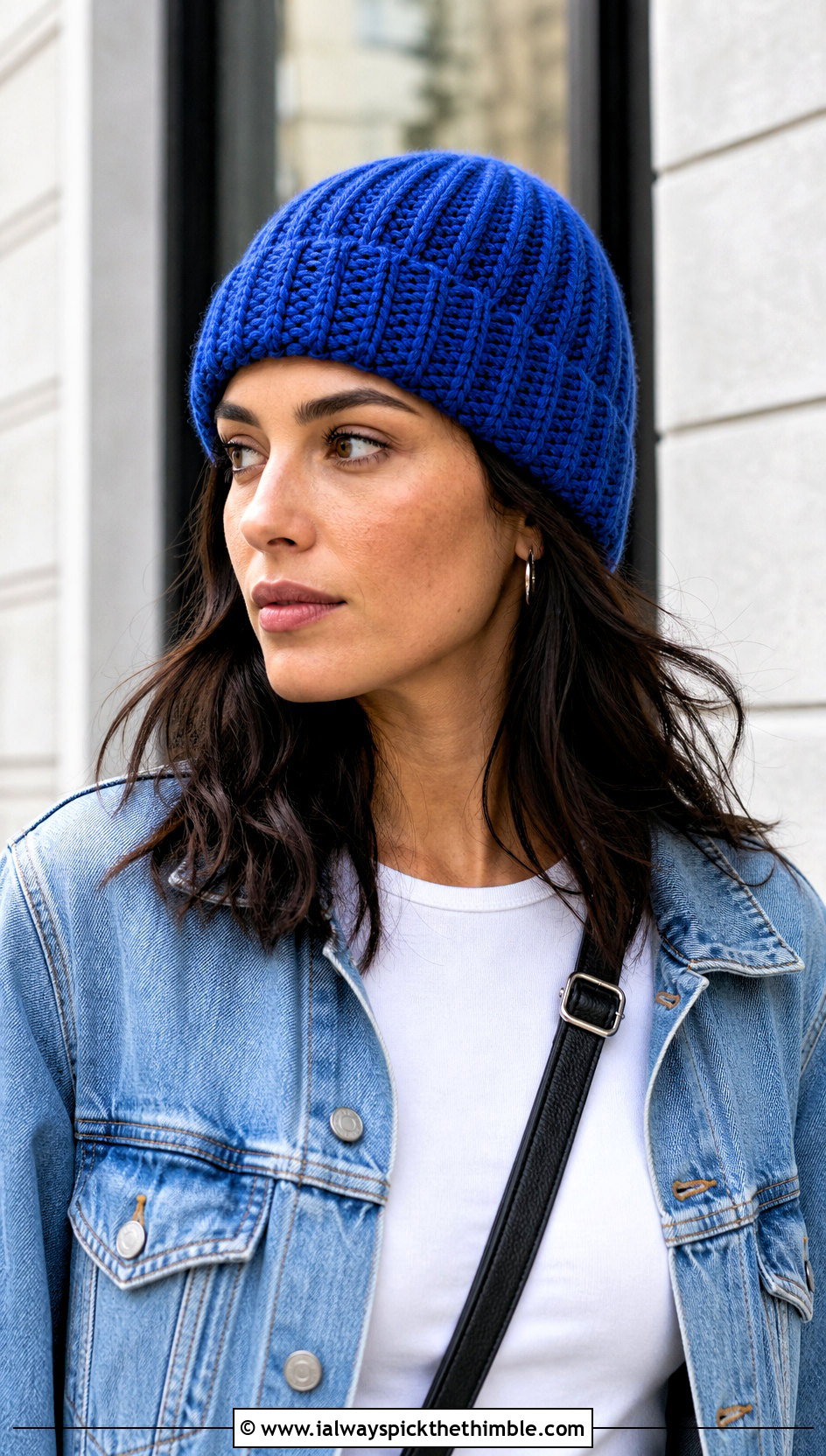 Ribbed Short Row Beanie With Denim Jacket - 20 Crochet Short Row Beanie outfit ideas