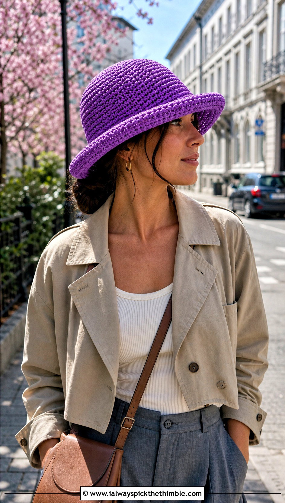 Rolled Brim Crochet Sun Hat With Cropped Trench - 25 crochet sun hat outfit ideas